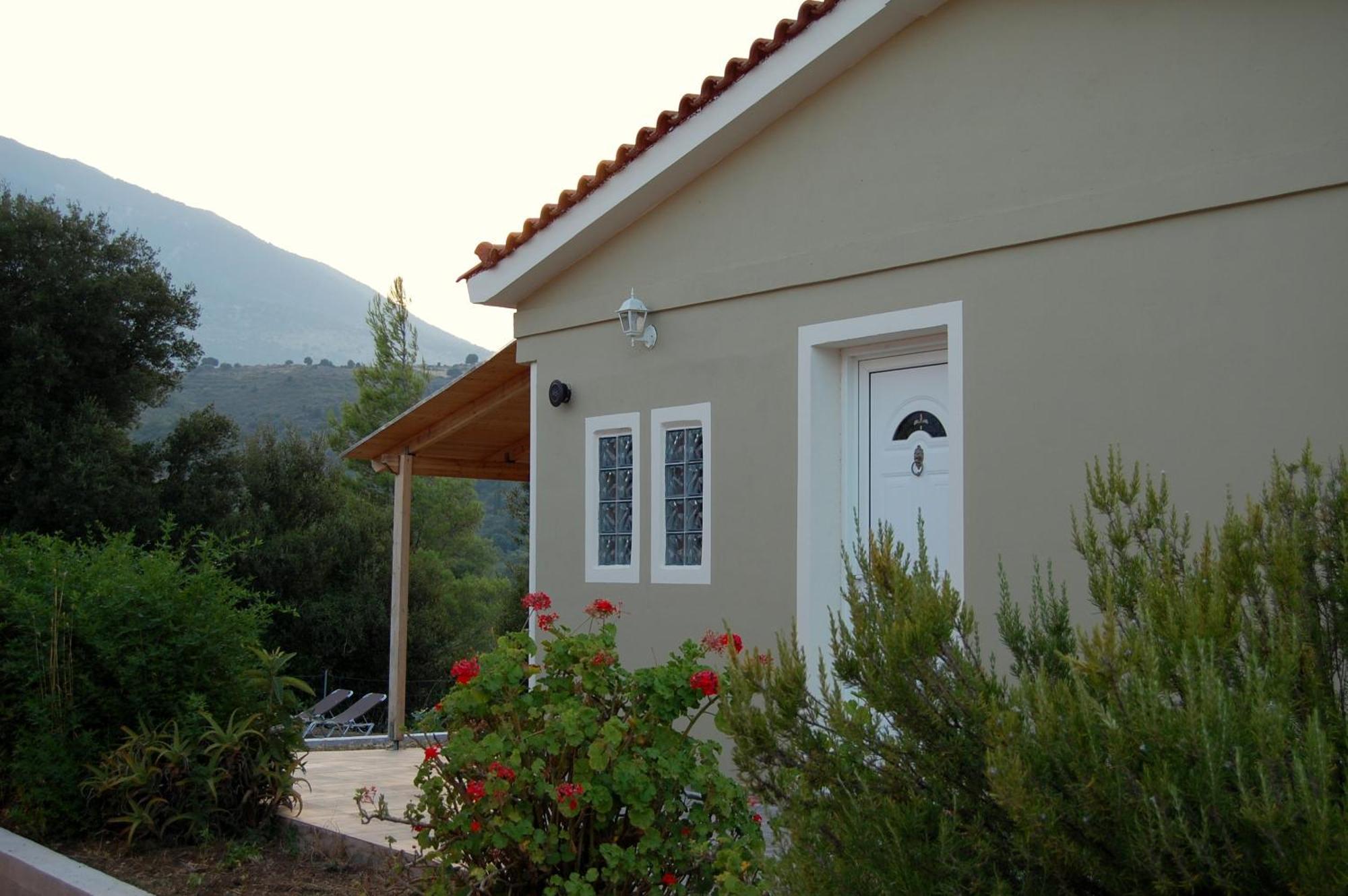 Blue Lagoon Villa Poros  Phòng bức ảnh