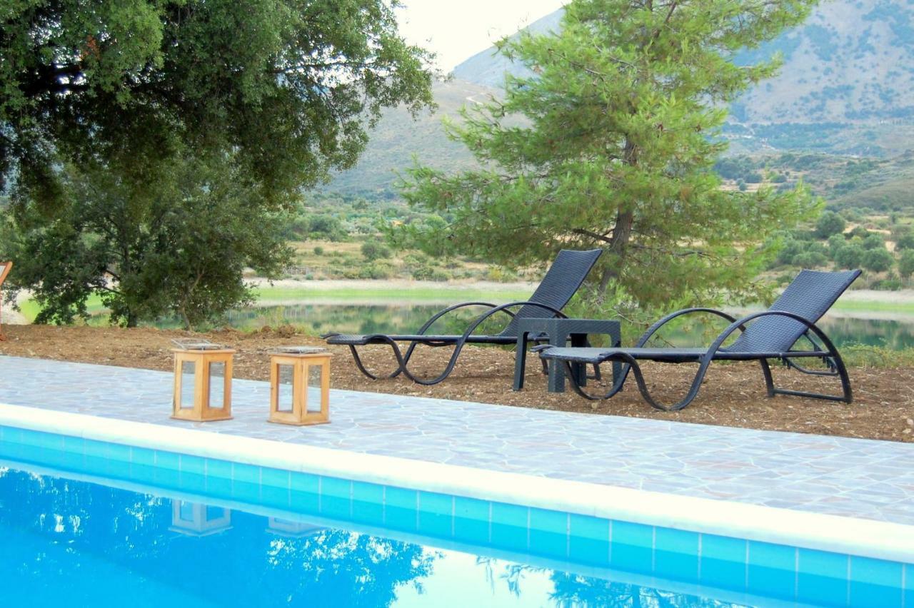 Blue Lagoon Villa Poros  Ngoại thất bức ảnh