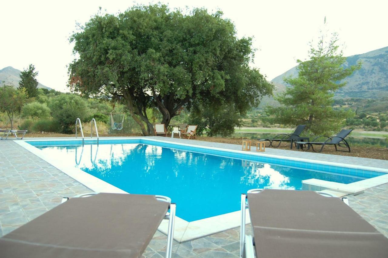 Blue Lagoon Villa Poros  Ngoại thất bức ảnh